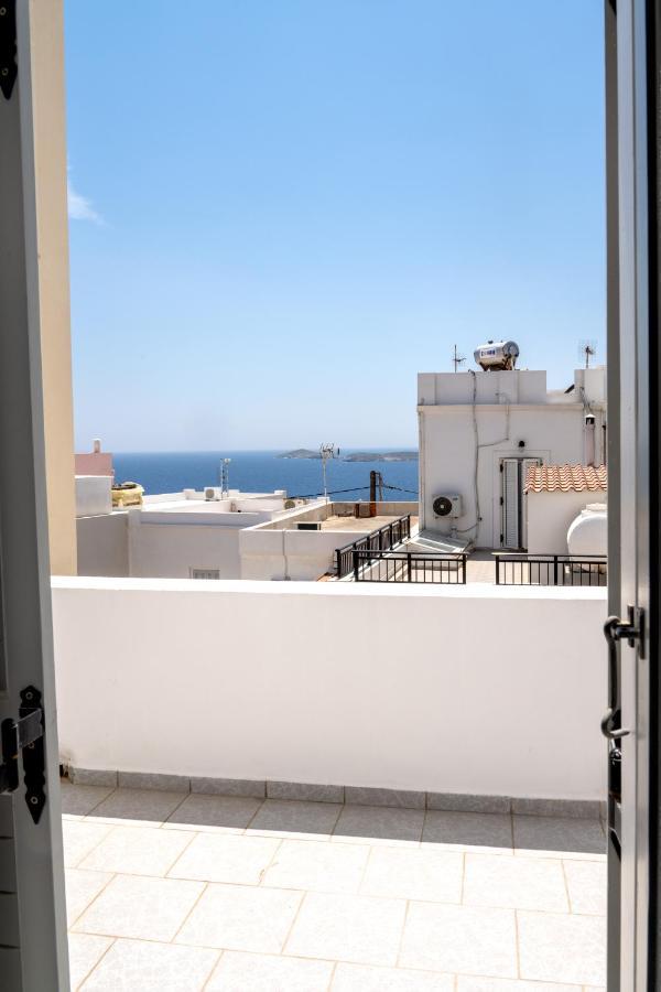 Inej Maisonette Ermoupoli Buitenkant foto