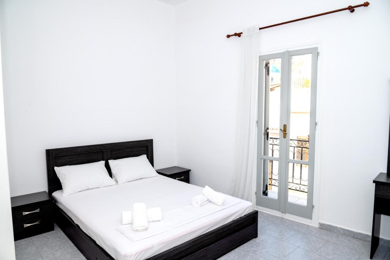 Inej Maisonette Ermoupoli Buitenkant foto
